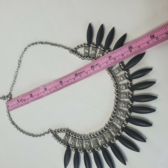 Women's Rhinestone Collared Statement Necklace - Picture 3 of 3